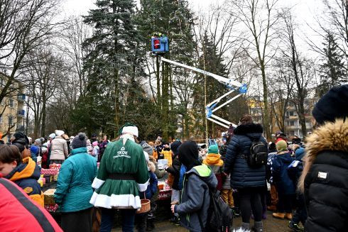 Świąteczne ubieranie choinki - wielka akcja LSM