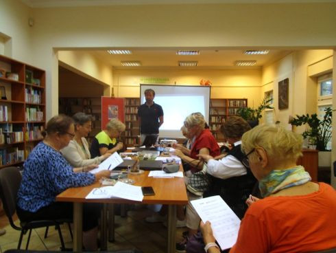 Szkolenie komputerowe dla seniorów - eFajfy