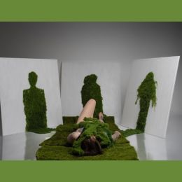 Fotografia przedstawiąca projekt "Korzenie" Laury Bąk
