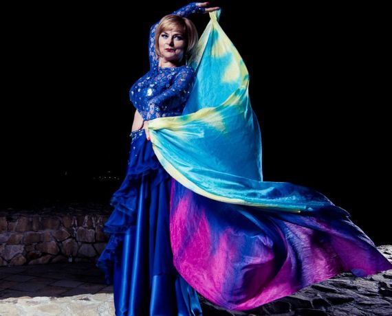 Tancerka tańca egzotycznego 